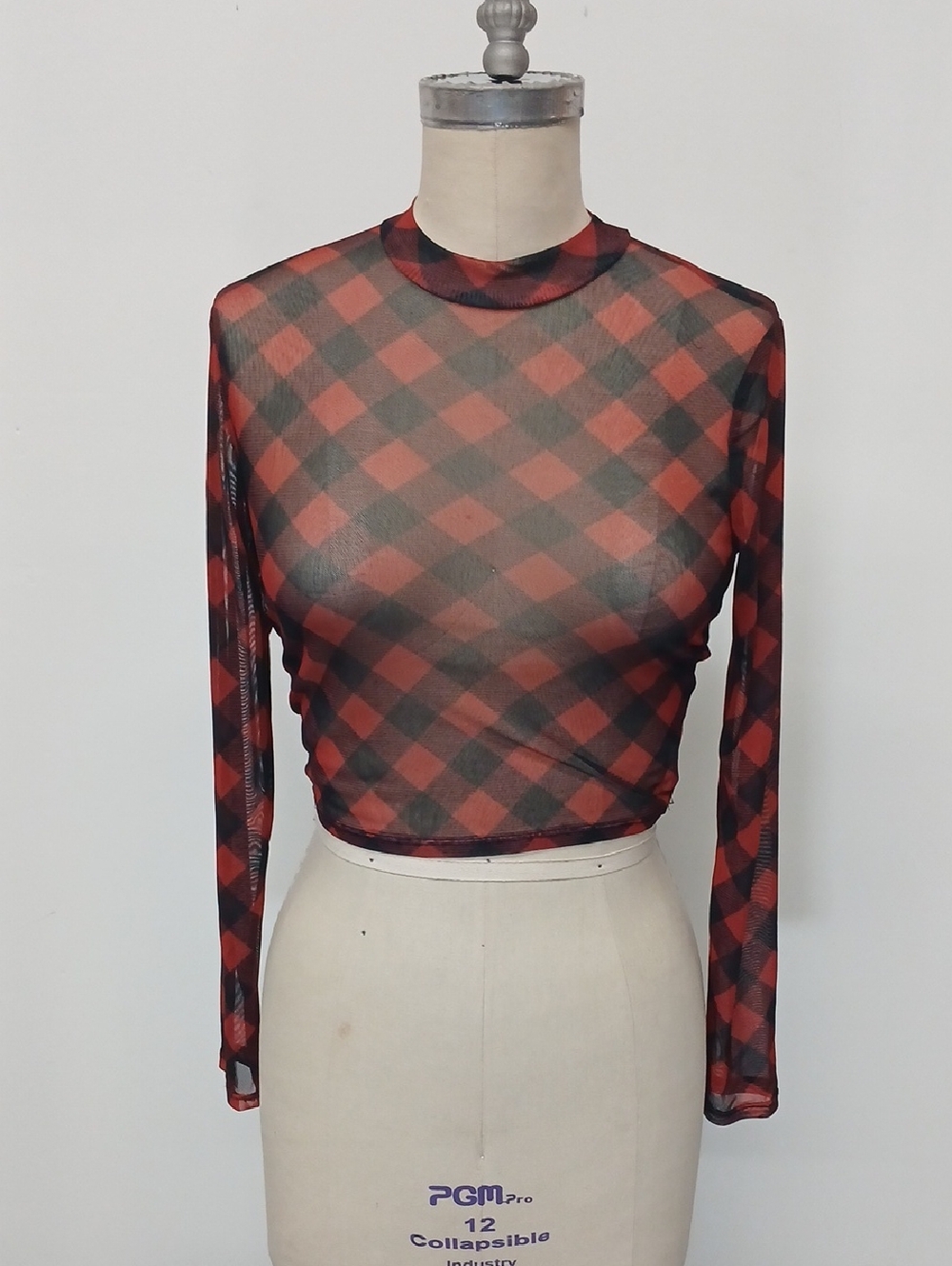 Sheer Lily Rose Plaid Long-Sleeve Crop Top - Red/Black / Small